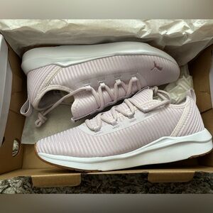 Puma Softride women’s lavender sneaker